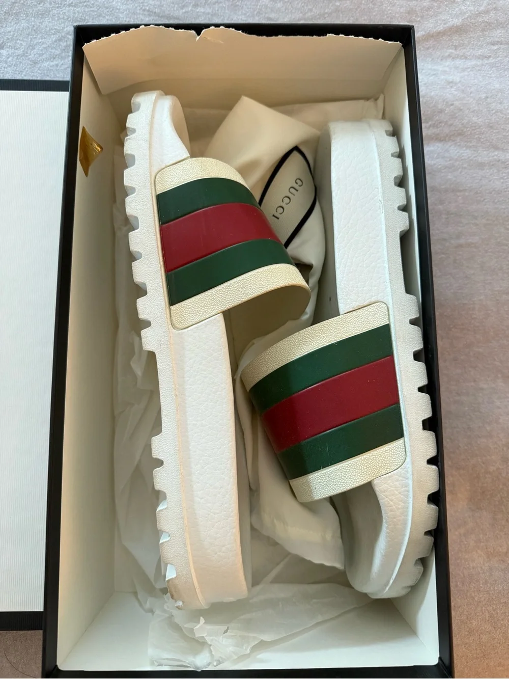 Gucci White Sandal with Green and Red Stripe